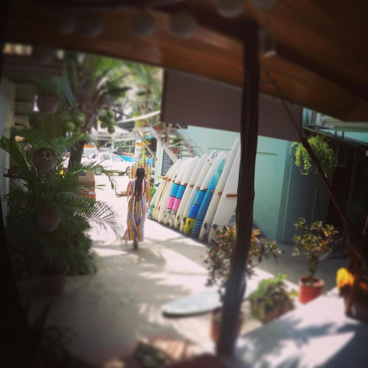 Cocobolo Surf Hotel & School Playa Santa Teresa  Exterior photo